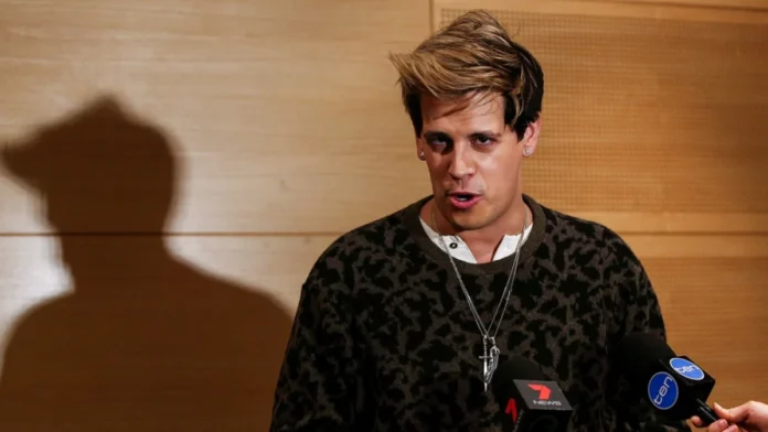 Milo Yiannopoulos é detido pelo ICE nos EUA